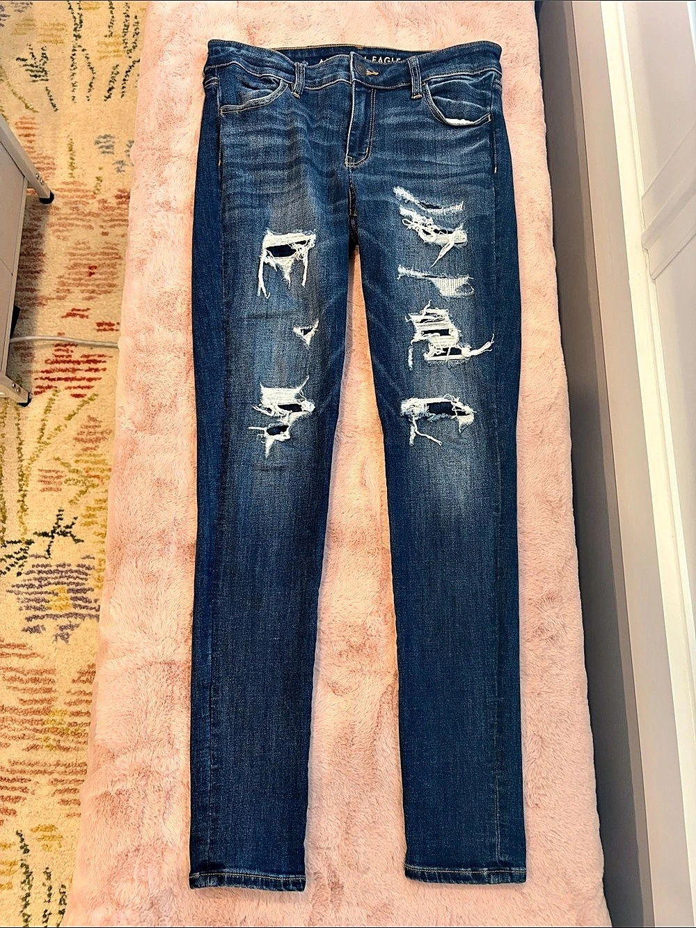 American Eagle Next Level Stretch Distressed Skinny Jeans Size 10 Long